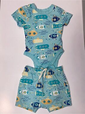 Old Navy Baby Boy Submarine Print 2 pc Outfit - Light Blue Sz 0-3 M